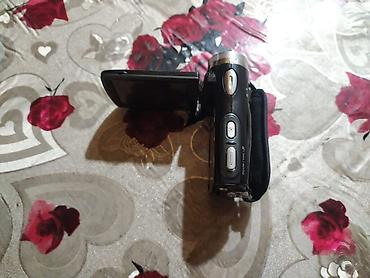 Videokameralar: Məhsul: Rəqəmsal videokamera (Sony loqolu) Xüsusiyyətlər: - 3.0" — 14