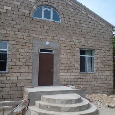 bilgehde heyet evleri: Bilgəh qəs. 4 otaqlı, 2 kv. m, Kredit yoxdur, Orta təmir