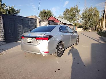 corola: Toyota Corolla: 2019 г., 1.8 л, Вариатор, Бензин, Седан — 5