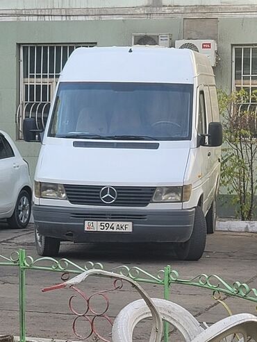 спринтер эвакуатор купить: Легкий грузовик, Mercedes-Benz