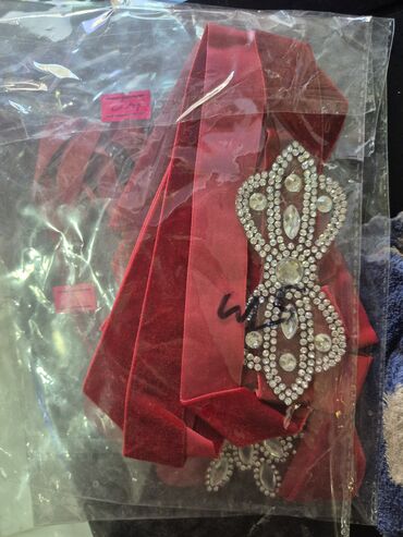 Xonça: Xına ve nabat xoncalari 12 m başlayır toy güzgüsü 10 man 2 ədəd — 7