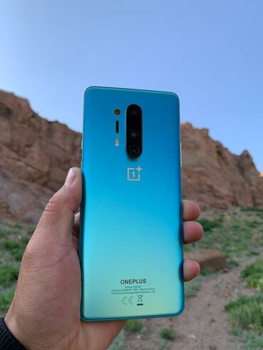 айфон 8s: OnePlus 8 Pro, Колдонулган, 256 ГБ, түсү - Жашыл, 2 SIM