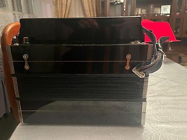 Akkordeonlar: Akustik Akkordeon — 1