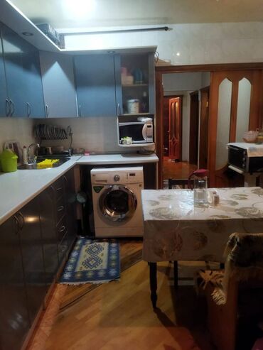 Köhnə tikili: Bakı, Bakıxanov qəs., 3 otaqlı, Köhnə tikili, 90 kv. m -da lalafo.az — 8 Köhnə tikili: Bakı, Bakıxanov qəs., 3 otaqlı, Köhnə tikili, 90 kv. m — 8