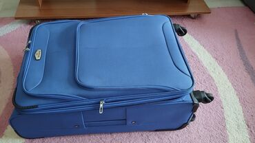 Чемоданы: Чемодан, Новый, Средний (40 - 70 л), С выдвижной ручкой, Водонепроницаемость, Вращающиеся колеса на 360° — 6