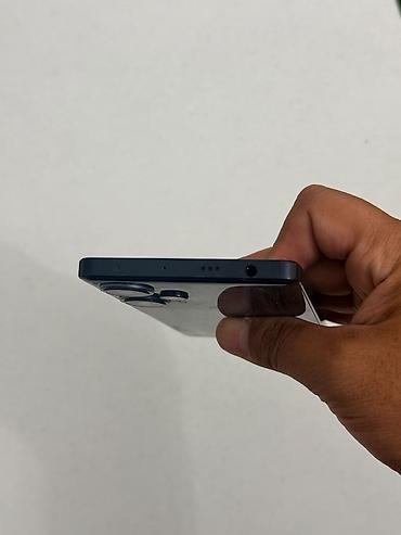 POCO F5 12/256 В идеальном состоянии даже царапин нету, никогда не