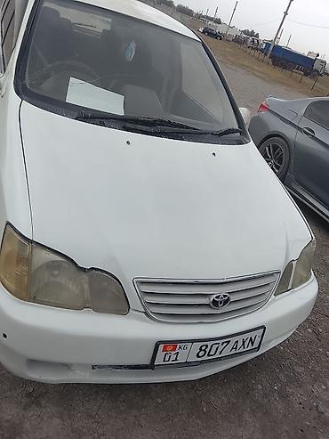 tir: Toyota Gaia: 2001 г., Минивэн — 4