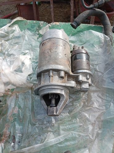 Sbor motorlar və silindr başlıqları: M104 mühərrik bloku və hissələri - Mercedes-Benz M104 sıra-6 (24V) — 12