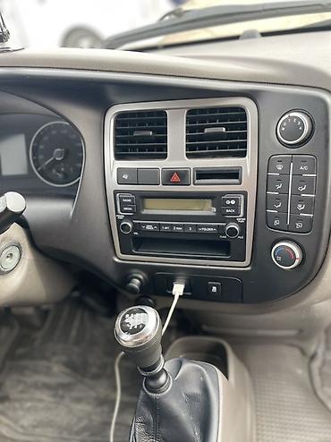 Легкий грузовой транспорт: Легкий грузовик, Hyundai — 9