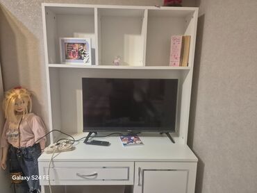 Stullar: Kompüter masası, Açılmayan, Dördbucaq masa