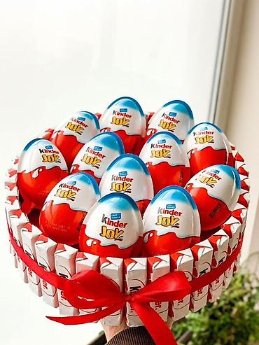 Şirniyyat buketləri və tematik şokolad kompozisiyaları – Kinder Joy