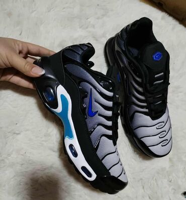 tezenis spavacice: Nike, bоја - Crna
