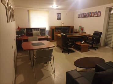 Ofislər: Neftçilərdə yerləşən ümumi sahəsi 500 kv,m olan,2 otağlı obyekt — 13