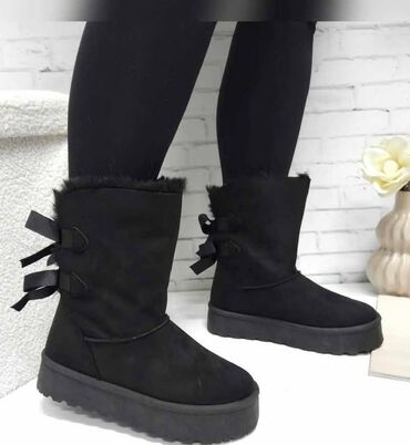 teget čizme: Ugg boots, color - Black, 38