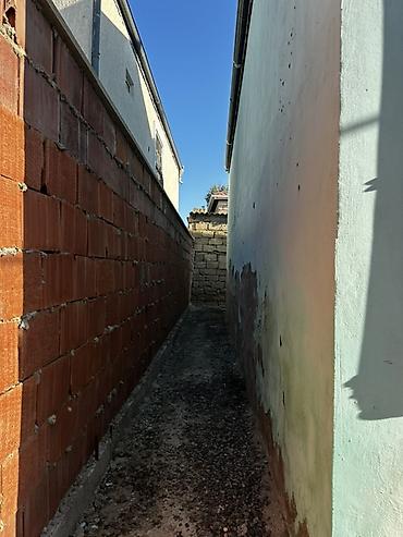 razin bakixanov: 3 otaqlı, 95 kv. m, Təmirsiz — 9