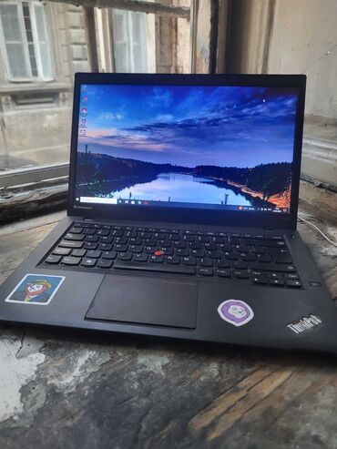 Lenovo: Lenovo ThinkPad, 14 ", Intel Core i5, < 128 GB