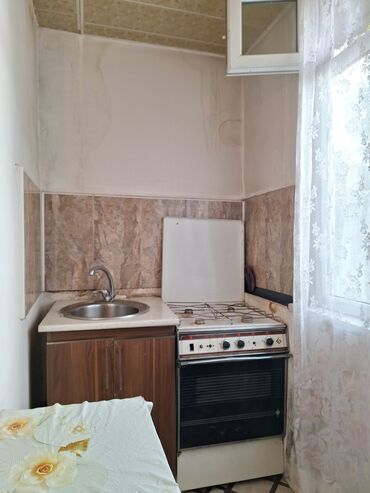 Uzunmüddətli kirayə mənzillər: Gəncə şəhəri Texnologiya Universitetə yaxın, 44 nömrəli məktəbin — 9