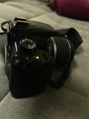 камера обгона: Зеркальный фотоаппарат Canon EOS с объективом Canon Zoom Lens EF‑S