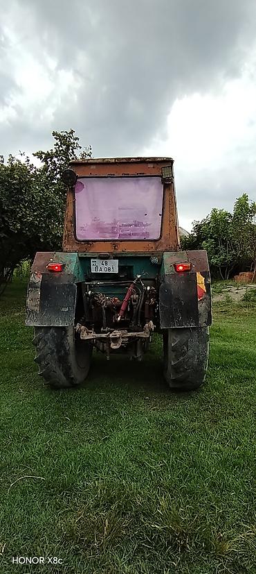 ymz traktor: Traktor – universal kənd təsərrüfatı texnikası Hal hazırda işlək — 4