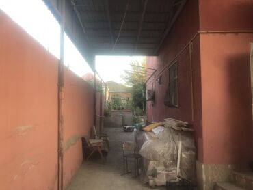 Həyət evləri və villaların satışı: 6 otaqlı, 200 kv. m, Kredit yoxdur, Orta təmir — 2