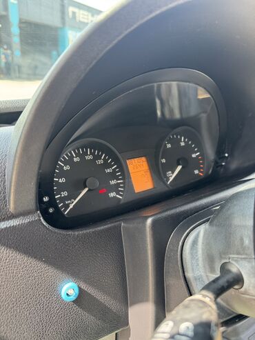 Легкий грузовой транспорт: Легкий грузовик, Б/у — 7