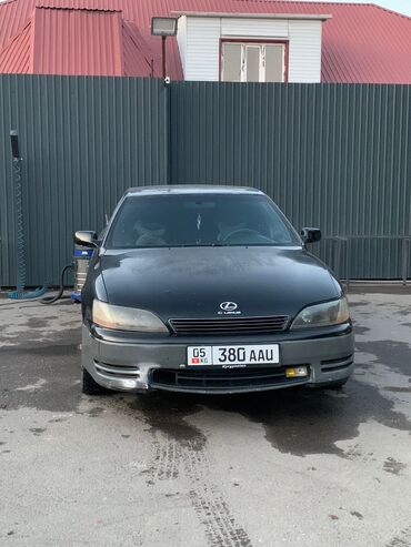 обмен на частный дом: Lexus ES: 1994 г., 3 л, Автомат, Бензин, Седан