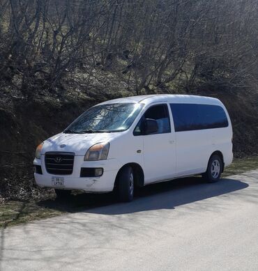 grand: Hyundai H-1 (Grand Starex): 2.5 l | 2006 il Mikroavtobus