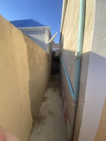 Həyət evləri və villaların satışı: 2 otaqlı, 38 kv. m, Orta təmir — 6