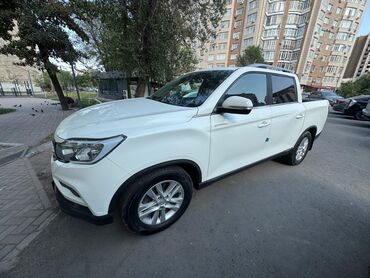 срочно афто: Белый пикап SsangYong Rexton Sports 2019 года выпуска. Автомобиль