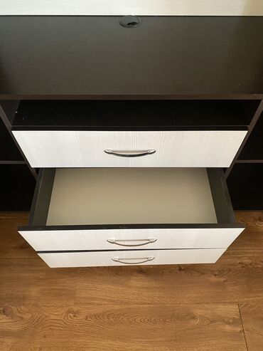 Тумбы и подставки для телевизора: Тумба и подставка для телевизора, Б/у, Напольная, ЛДСП, Самовывоз — 8