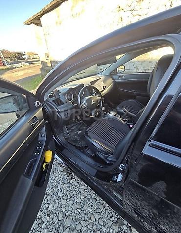 Mitsubishi: Mitsubishi Lancer: 2 l | 2008 il 281000 km Sedan — 4