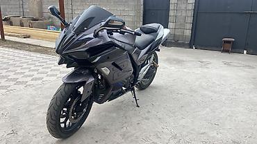Спортбайк Yamaha, 250 куб. см, Бензин, Взрослый, Б/у at lalafo.kg Спортбайк Yamaha, 250 куб. см, Бензин, Взрослый, Б/у