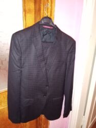 купить кожаную куртку в баку: Kostyum 48 ölçü Türkiyə istehsalı yaxşı vəziyyətdədir. Nizami