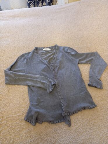ciyni aciq koftalar: Женский свитер цвет - Серый