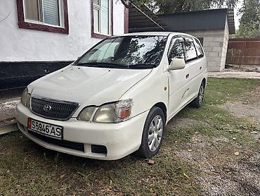 Toyota Gaia: 2002 г., 2 л, Автомат, Бензин, Минивэн