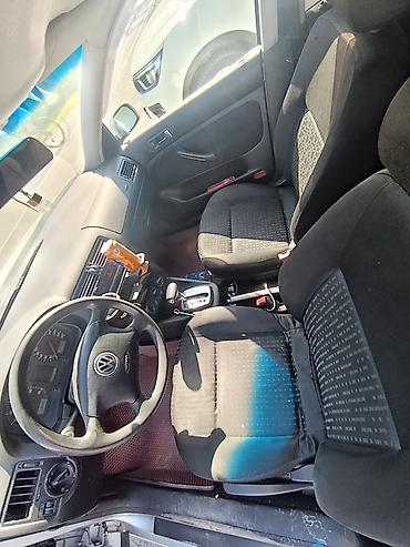 audi 4: Volkswagen Golf: 2002 г., 1.6 л, Автомат, Бензин, Хэтчбэк — 4