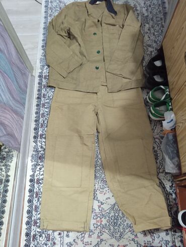 одежда для сварщика: Продаю костюм сварщика новый Советский качество отличное состояние