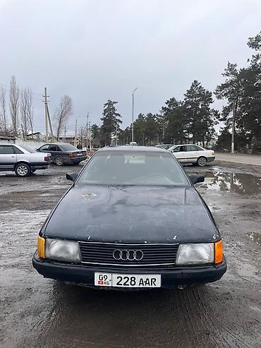 аудио касеты: Audi 100: 1988 г., 2 л, Механика, Бензин, Седан — 4