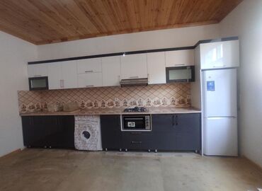 Sifarişlə mətbəx mebeli: Sifarişlə mətbəx dəsti, Özü çəkən petlələr, Mat laminat, Kredit yoxdur, Pulsuz çatdırılma — 25