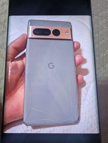 прошивка телефона: Google Pixel 7 Pro, 128 ГБ, цвет - Золотой, 1 SIM, eSIM