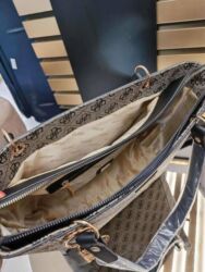 Torbe: Torba
Cena 6200 nabavka rok isporuke za 15 tak dana — 2