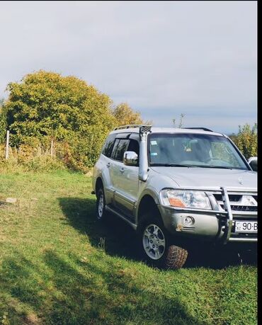 Mitsubishi: Mitsubishi Pajero: 3.5 l | 2003 il 177384 km Ofrouder/SUV