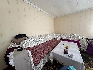 Угловые диваны: Угловой диван, C подушками — 1