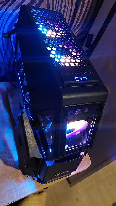 thermaltake: Thermaltake AH T200 "helikopter" üslubunda dizayn edilmiş, açıq — 5