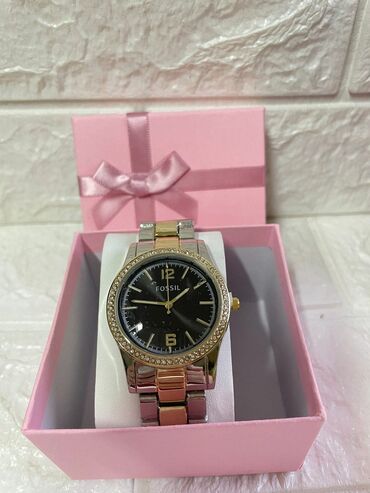 Ručni satovi: Cena: 2700 din (sa kutijom)
Cena:2500 din (bez kutije) — 23