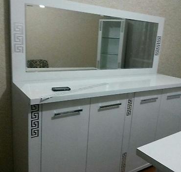 bar stulari: Mebel dəsti - Rəng: ağ (şüşə və xrom detallarla), divan – tünd mavi — 1
