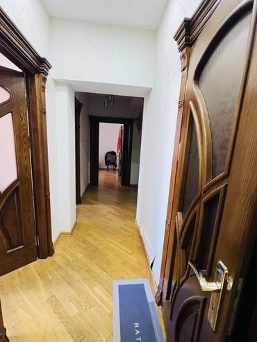 3 комнаты, Новостройка, 120 м²