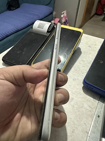 galaxy s25 edge: Samsung Galaxy A31, Б/у, цвет - Белый — 4