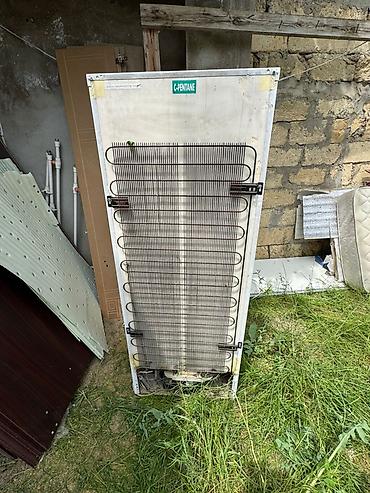 balaca soyuducu: İşlənmiş 2 qapılı Beko Soyuducu Satılır, rəng - Ağ — 1