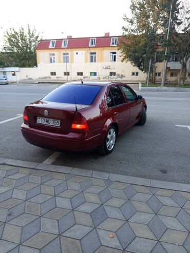 bunu ���������� bu ������������ 2 4: Volkswagen Bora: 1.6 l | 1999 il Sedan